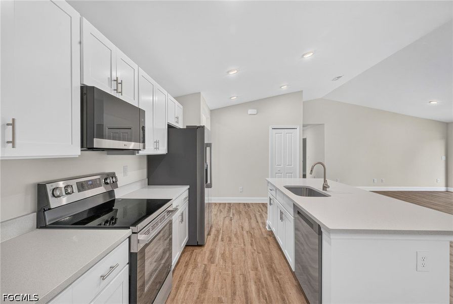 Furnished interior view inside a new home in Cape Coral, Cape Coral (Image 11).