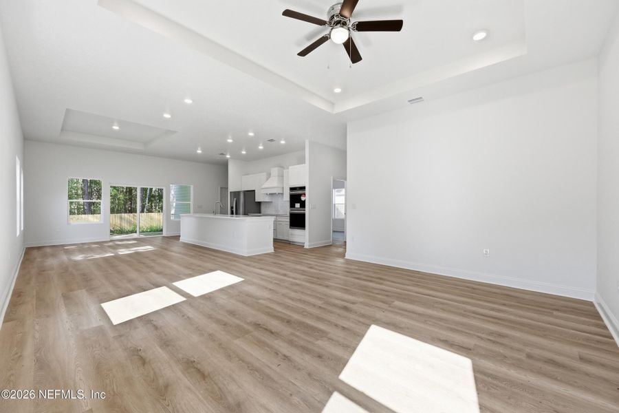 Spacious, unfurnished interior of a new home in , Middleburg (Image 27). Spacious, unfurnished interior of a new home in , Middleburg (Image 27).