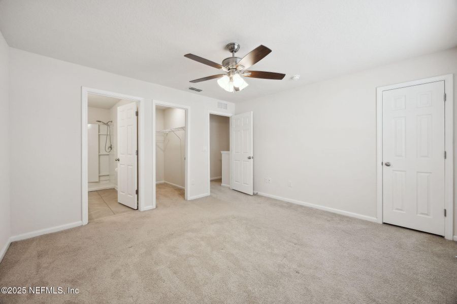 Spacious, unfurnished interior of a new home in , Yulee (Image 11).