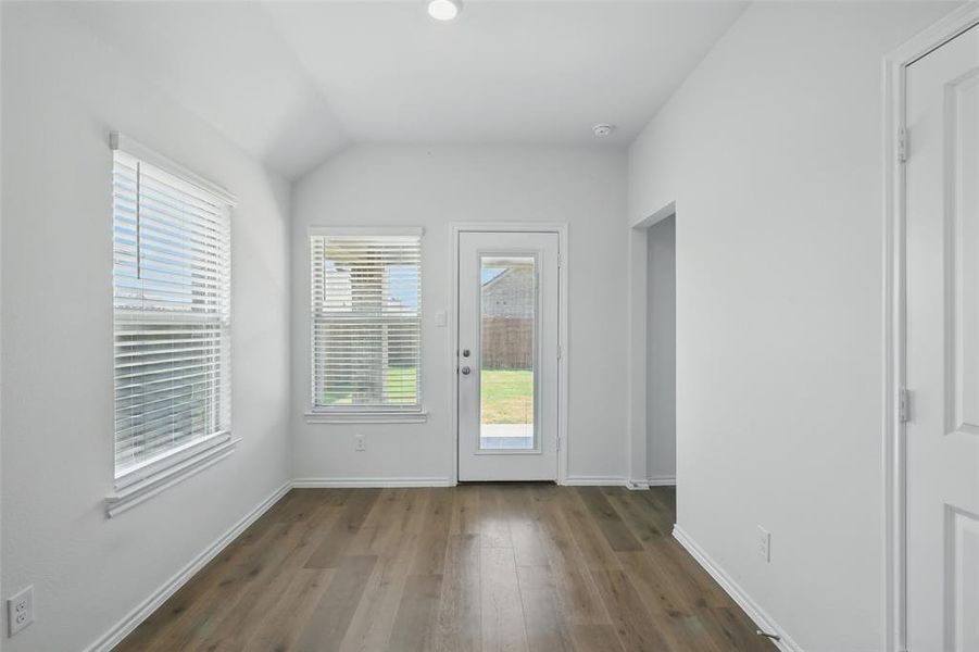 Spacious, unfurnished interior of a new home in , Lavon (Image 10).