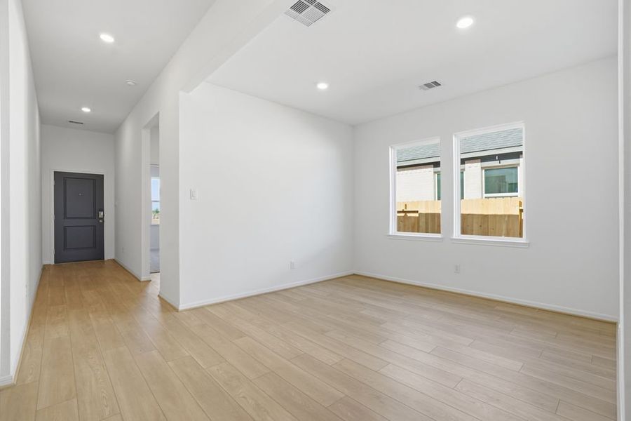 Spacious, unfurnished interior of a new home in Brookewater 45s, Rosenberg (Image 12). Spacious, unfurnished interior of a new home in Brookewater 45s, Rosenberg (Image 12).
