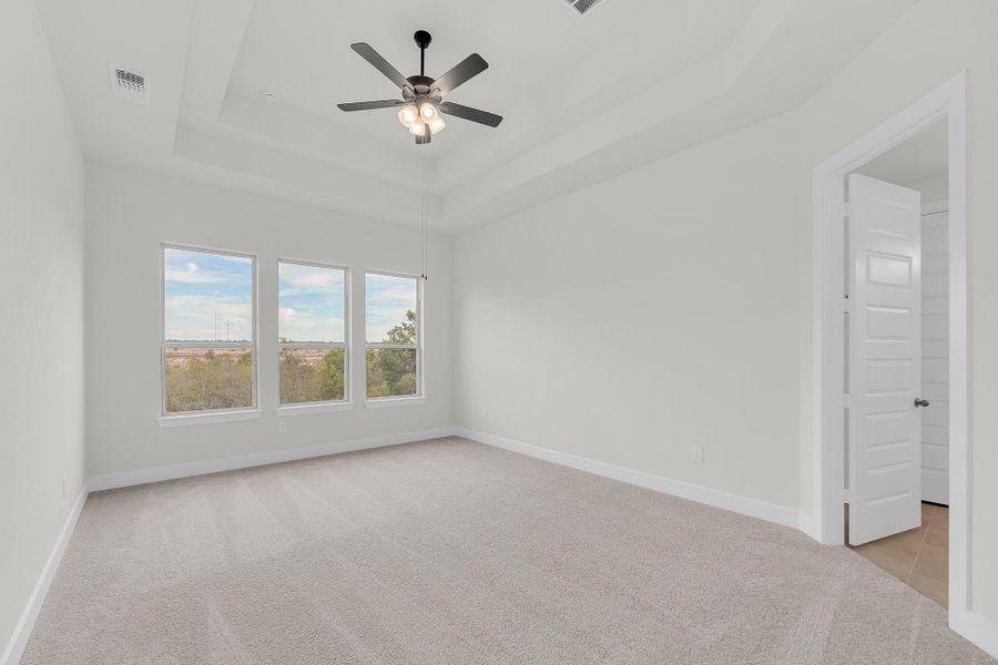 Spacious, unfurnished interior of a new home in Santa Rita Ranch, Liberty Hill (Image 37). Spacious, unfurnished interior of a new home in Santa Rita Ranch, Liberty Hill (Image 37).