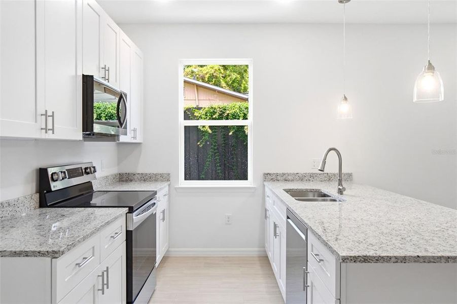 Furnished interior view inside a new home in , Eustis (Image 13).