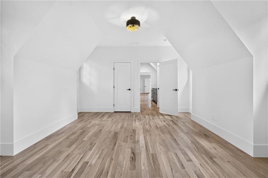 Spacious, unfurnished interior of a new home in , Atlanta (Image 24).