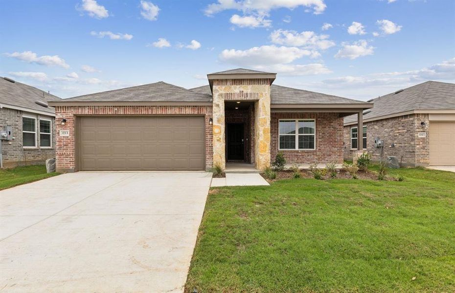 NEW CONSTRUCTION: Beautiful one-story home available at Townsend Green in Denton