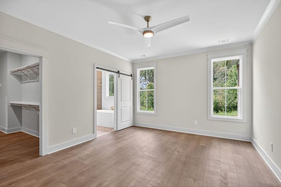 Spacious, unfurnished interior of a new home in , Dallas (Image 17). Spacious, unfurnished interior of a new home in , Dallas (Image 17).