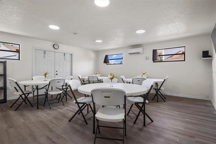 Furnished interior view inside a new home in , Mulberry (Image 5).