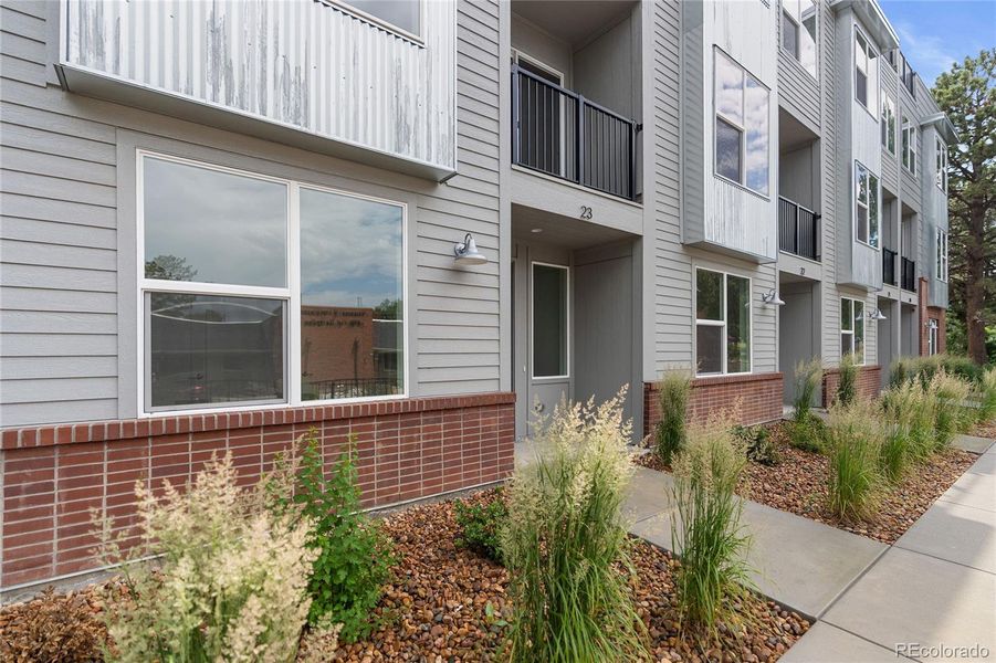 Exterior details and patio area of a home in , Denver (Image 4).