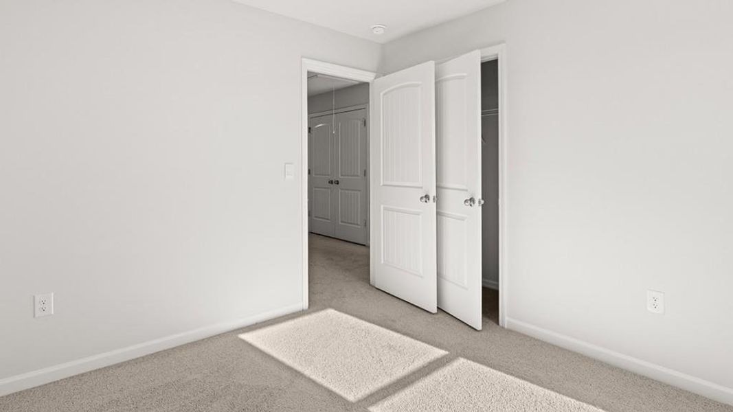 Spacious, unfurnished interior of a new home in Carlton, Douglasville (Image 21).