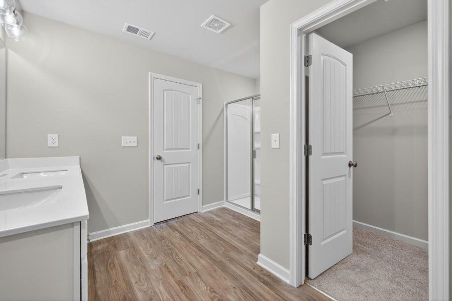 Image 32 of a home in .