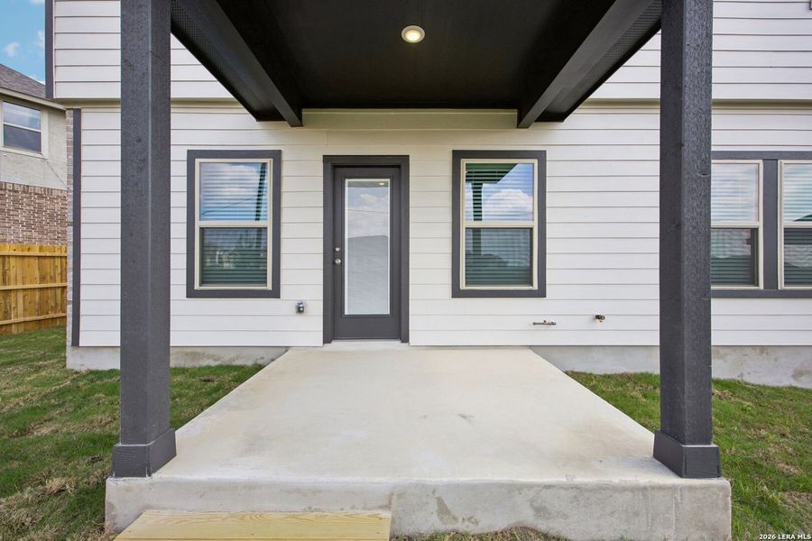 Exterior details and patio area of a home in Arcadia Ridge - Premier Series, San Antonio (Image 29).