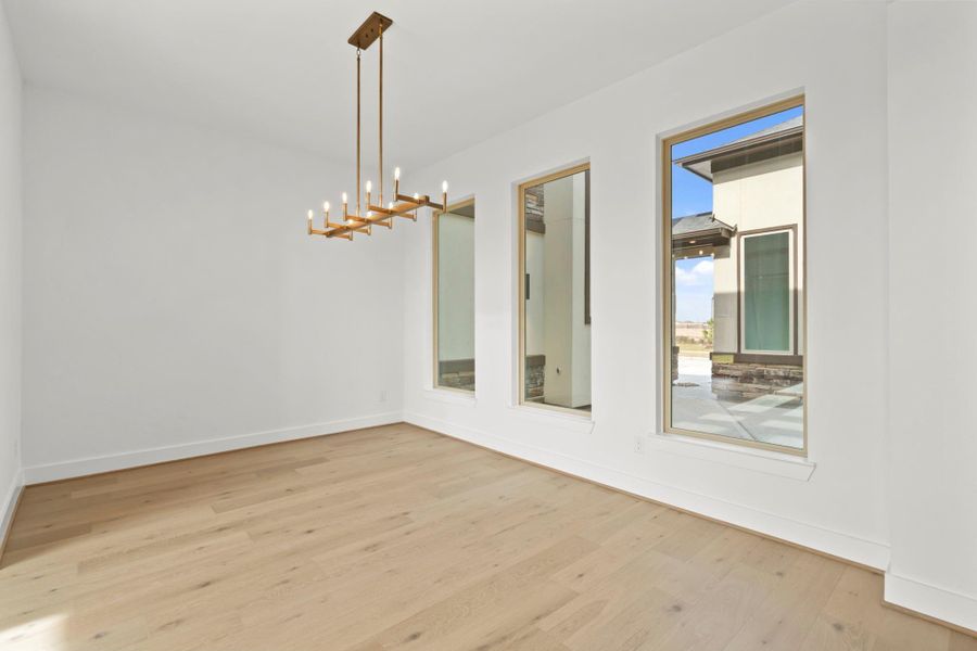 Spacious, unfurnished interior of a new home in Elyson 45' & 70', Katy (Image 29).