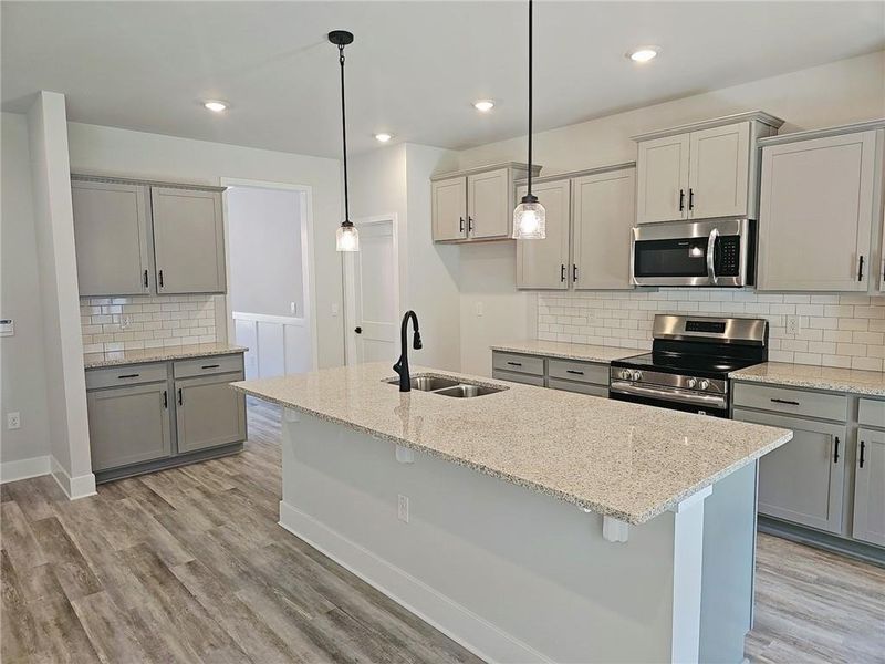 Furnished interior view inside a new home in Bramlett Ridge, Dallas (Image 5). Furnished interior view inside a new home in Bramlett Ridge, Dallas (Image 5).