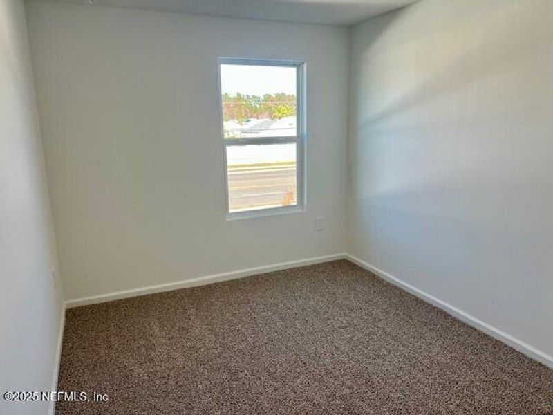 Spacious, unfurnished interior of a new home in The Landing, Middleburg (Image 26).