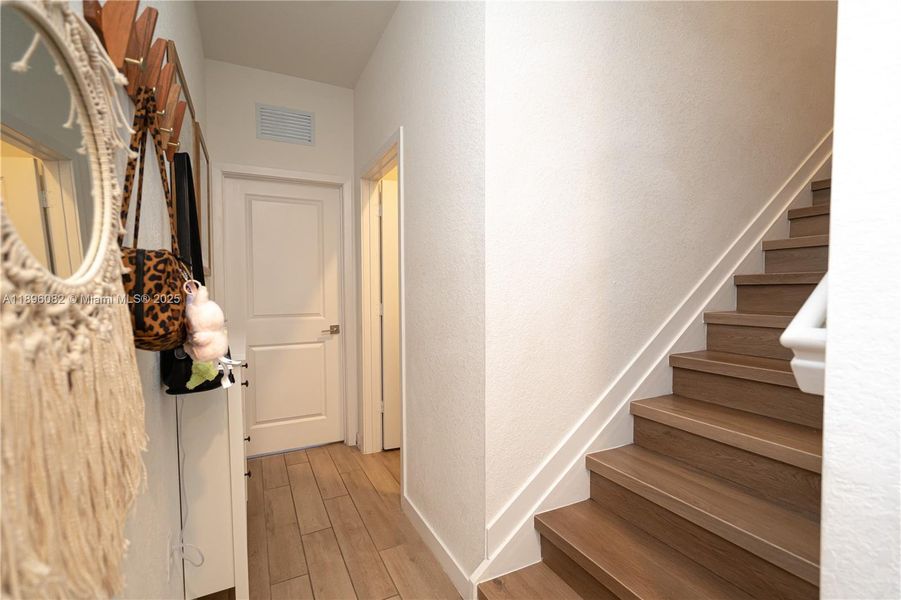 Image 48 of a home in .