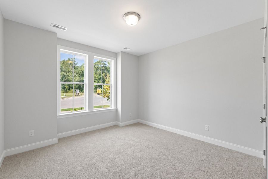 Representative unfurnished interior of a home built from the The Ellery by RobuckHomes in Baylee Ridge, Selma (Image 96).