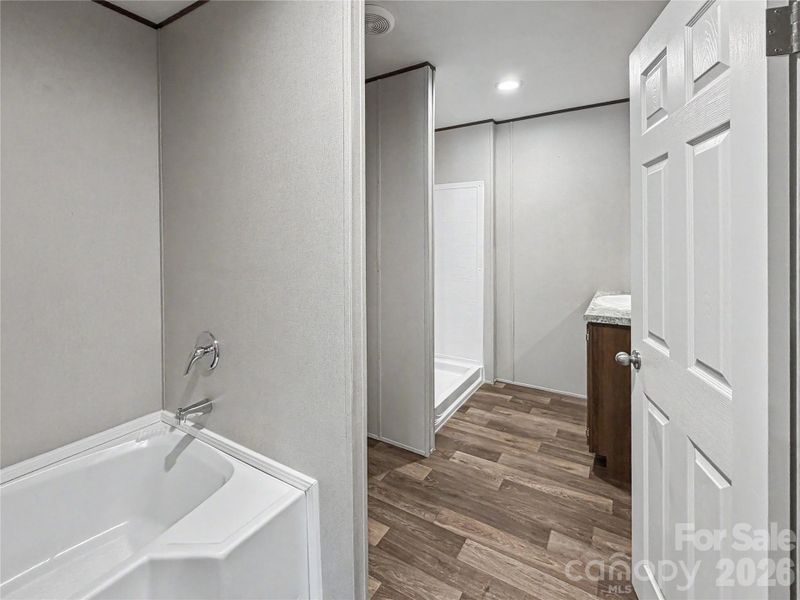 Image 37 of a home in .