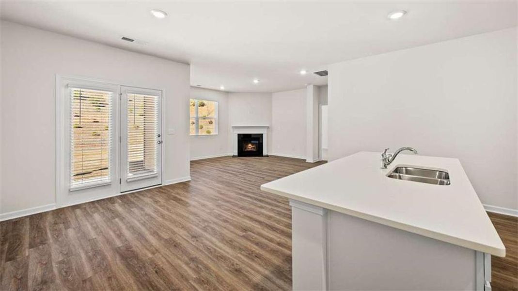 Spacious, unfurnished interior of a new home in Poplar Preserve, Newnan (Image 19).