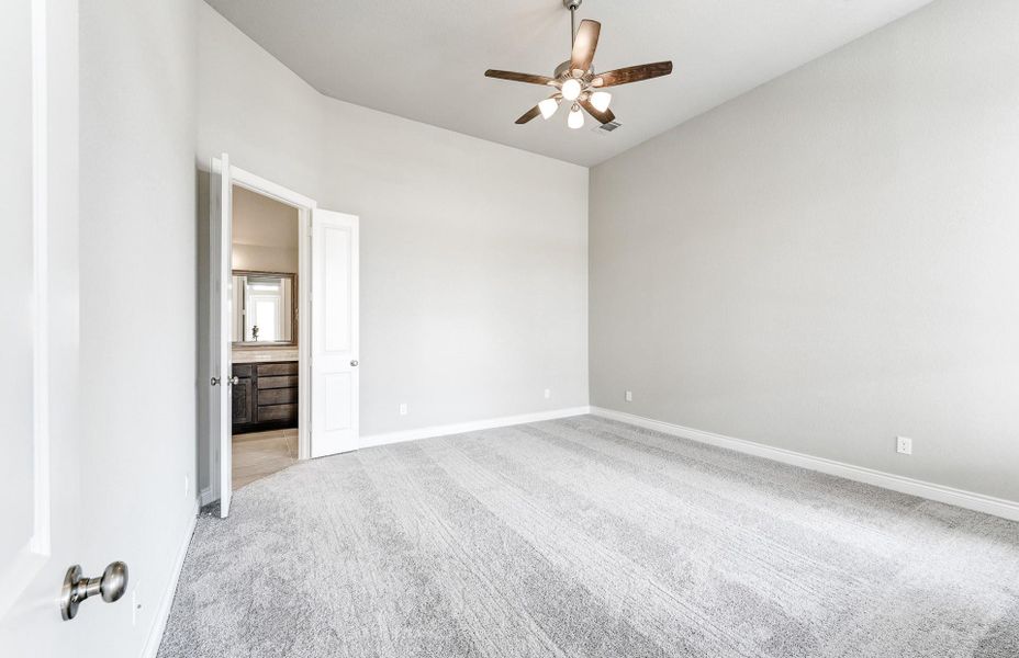 Spacious, unfurnished interior of a new home in Audubon 60', Magnolia (Image 37). Spacious, unfurnished interior of a new home in Audubon 60', Magnolia (Image 37).