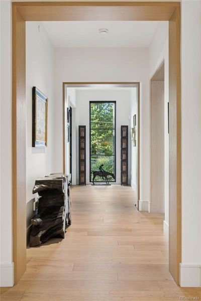 Image 47 of a home in .