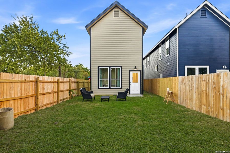 Exterior details and patio area of a home in , San Antonio (Image 26).