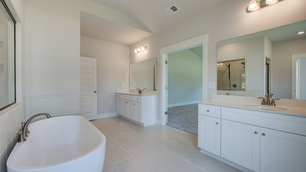 Representative furnished interior of a home built from the Margaret by DRB Homes in Saddleridge, Senoia (Image 11).