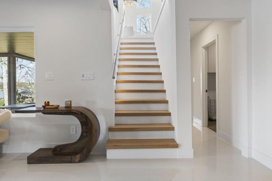 Spacious, unfurnished interior of a new home in , Jonesboro (Image 23).