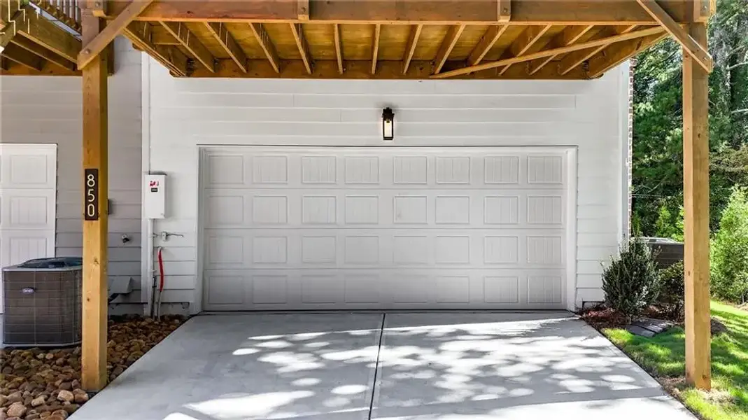 Exterior details and patio area of a home in , Mableton (Image 19).