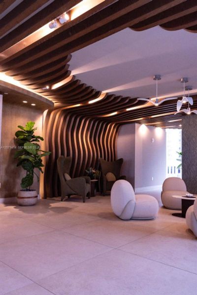 Community amenities in , Miami (Image 37).