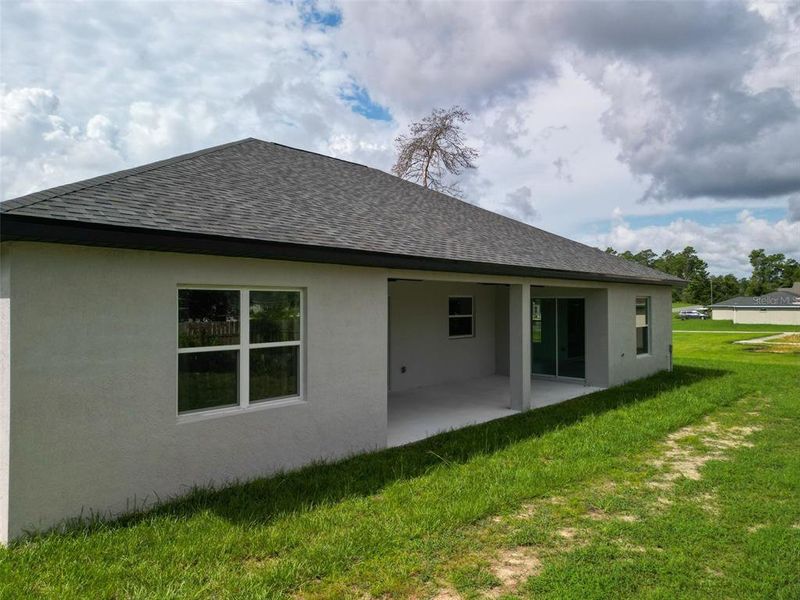 Exterior details and patio area of a home in , Ocala (Image 4). Exterior details and patio area of a home in , Ocala (Image 4).