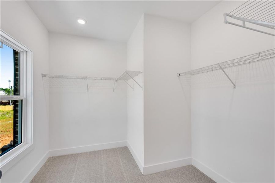 Spacious, unfurnished interior of a new home in , Suwanee (Image 29).
