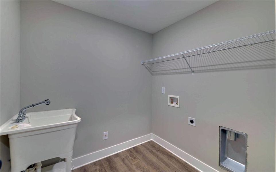 Spacious, unfurnished interior of a new home in , Lavonia (Image 33). Spacious, unfurnished interior of a new home in , Lavonia (Image 33).