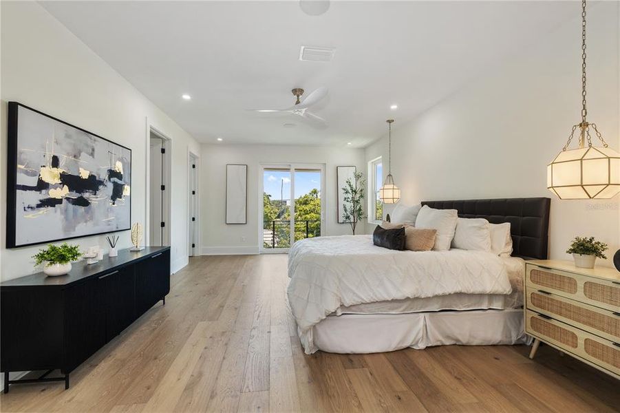 Furnished interior view inside a new home in , Tampa (Image 33).