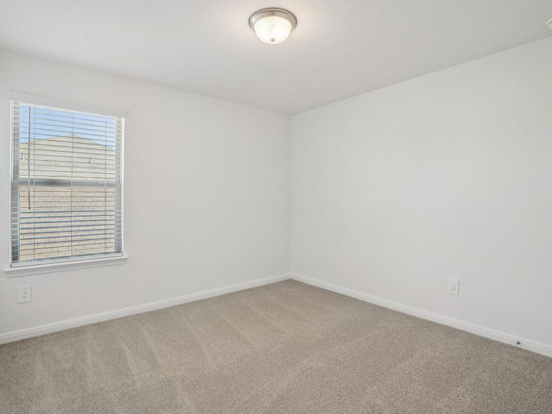 Spacious, unfurnished interior of a new home in Stetson Ridge, Marion (Image 29).