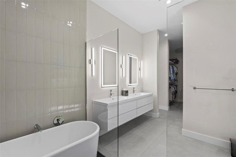 Furnished interior view inside a new home in , Belleair (Image 43).