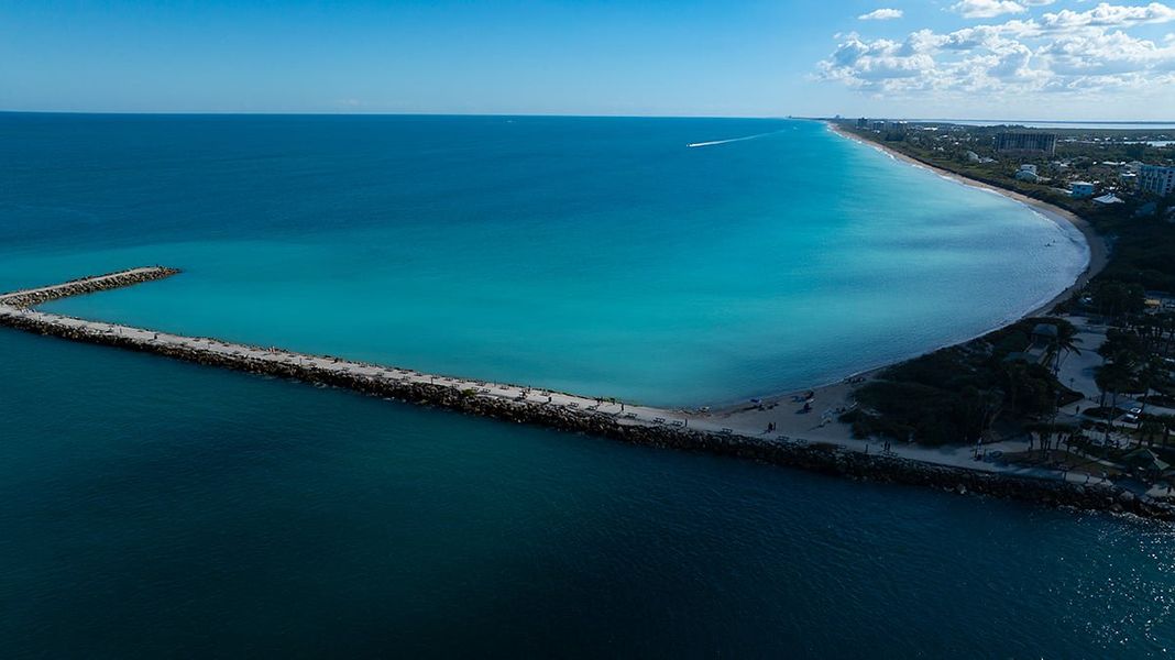Natural landscape and outdoor views near Veranda Oaks in Port St. Lucie (Image 65).
