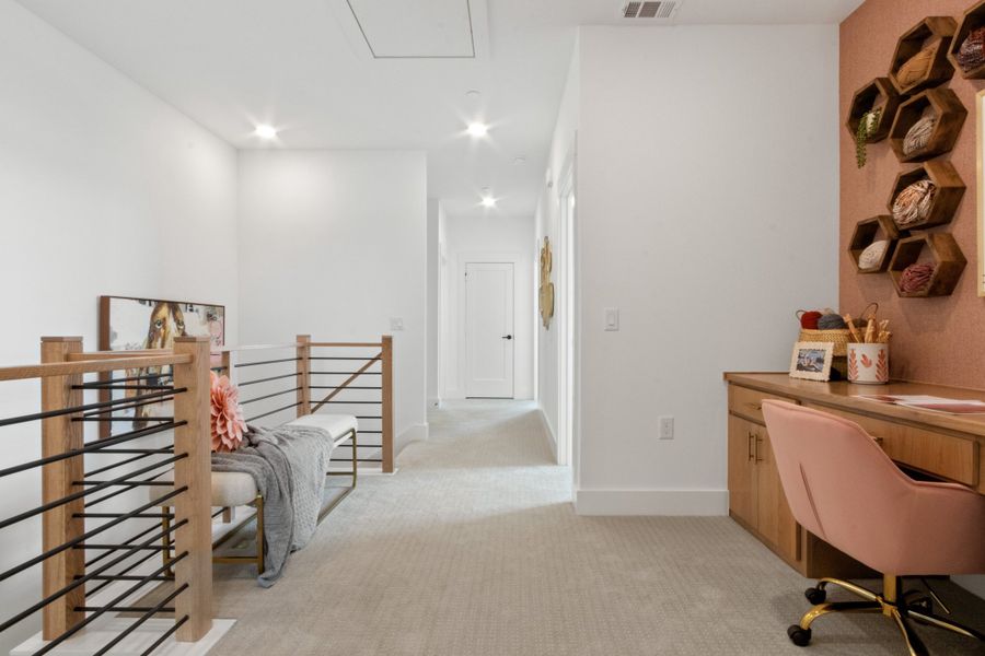 Furnished interior view inside a new home in Willow Grove Townhomes, Melissa (Image 16). Furnished interior view inside a new home in Willow Grove Townhomes, Melissa (Image 16).