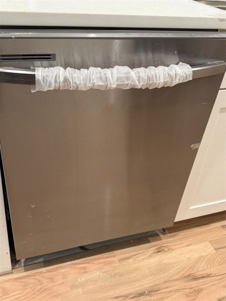 Dishwasher Dishwasher
