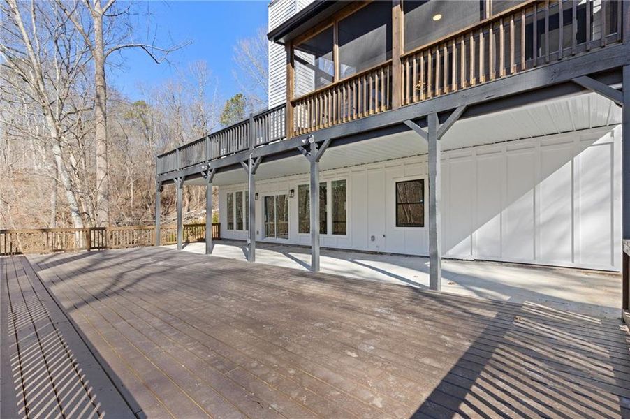 Exterior details and patio area of a home in , Gainesville (Image 35).