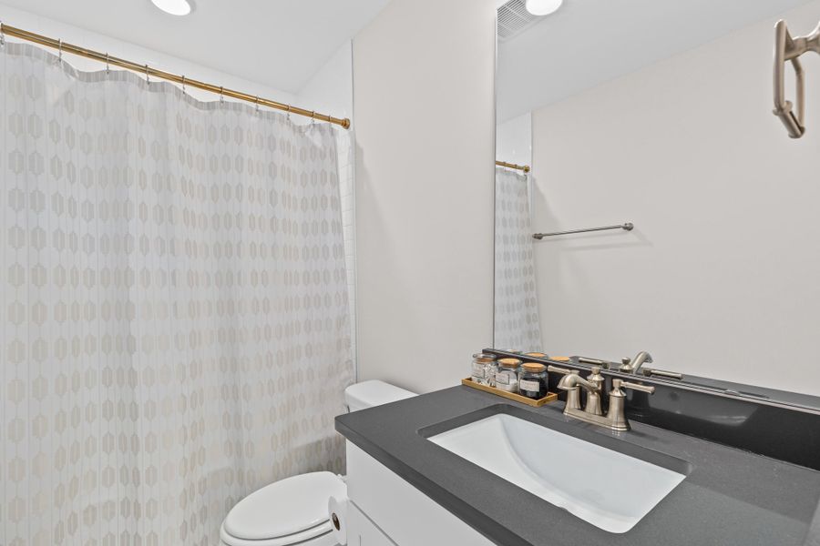 Image 59 of a home in .