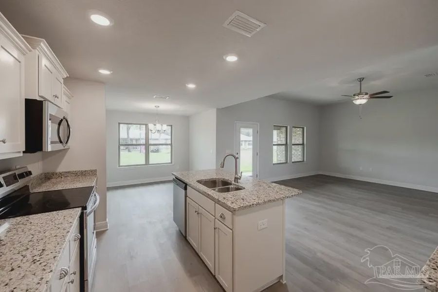 Representative furnished interior of a home built from the Plan 1740 by Adams Homes in Ashton View, Crestview (Image 7). Representative furnished interior of a home built from the Plan 1740 by Adams Homes in Ashton View, Crestview (Image 7).