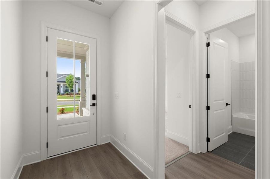 Spacious, unfurnished interior of a new home in , Kennesaw (Image 23).