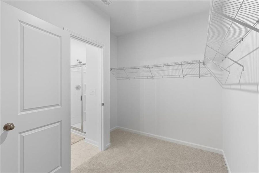 Spacious, unfurnished interior of a new home in Meadow Pines, Dallas (Image 21). Spacious, unfurnished interior of a new home in Meadow Pines, Dallas (Image 21).