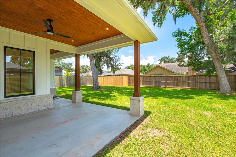 Exterior details and patio area of a home in , West Columbia (Image 33).