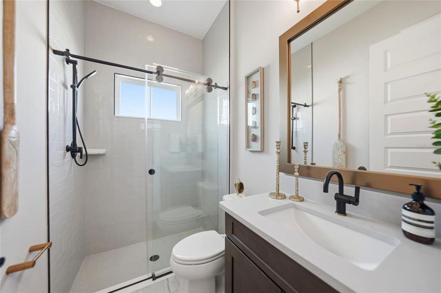 Furnished interior view inside a new home in , Venice (Image 31).