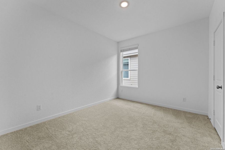 Spacious, unfurnished interior of a new home in Espada, San Antonio (Image 27). Spacious, unfurnished interior of a new home in Espada, San Antonio (Image 27).
