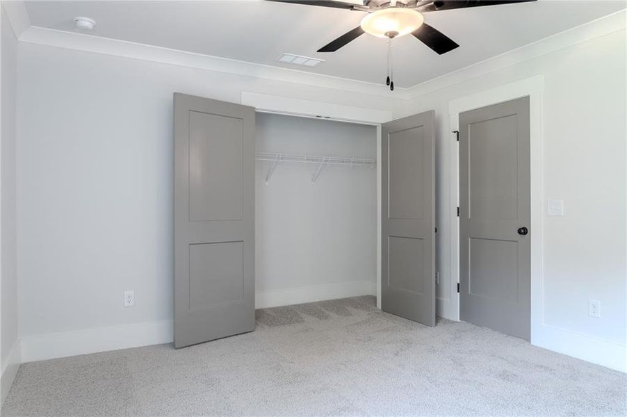 Spacious, unfurnished interior of a new home in Spring Creek, Monroe (Image 31). Spacious, unfurnished interior of a new home in Spring Creek, Monroe (Image 31).
