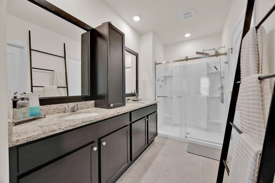Furnished interior view inside a new home in , Davenport (Image 8).