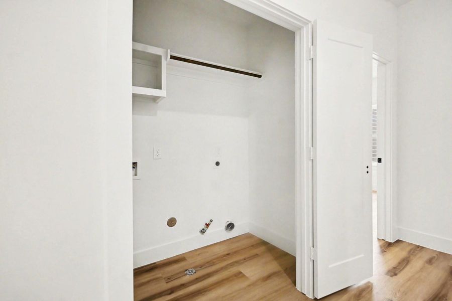 Spacious, unfurnished interior of a new home in , Houston (Image 15).