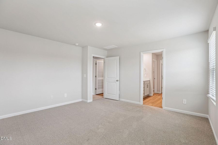 24-web-or-mls-Raleigh - Oak Manor - 641